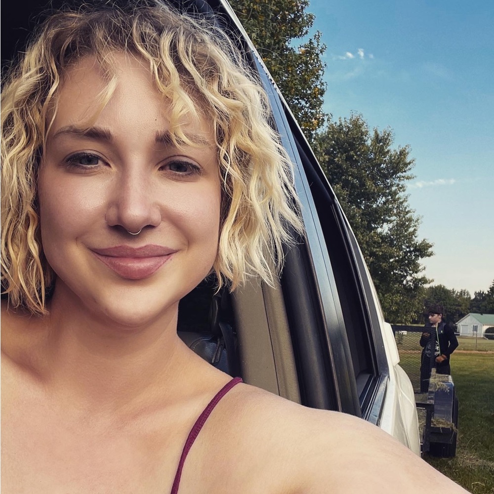 Meet your Posher, Melanie